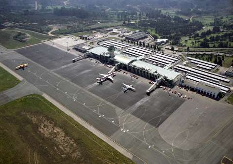 Aeroporto de Lavacolla. Santiago (G06071-364)