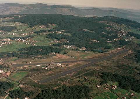 Aeroporto de Peinador. Vigo (G06072-302)