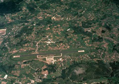 Aeroporto de Alvedro. Culleredo (G06071-173)